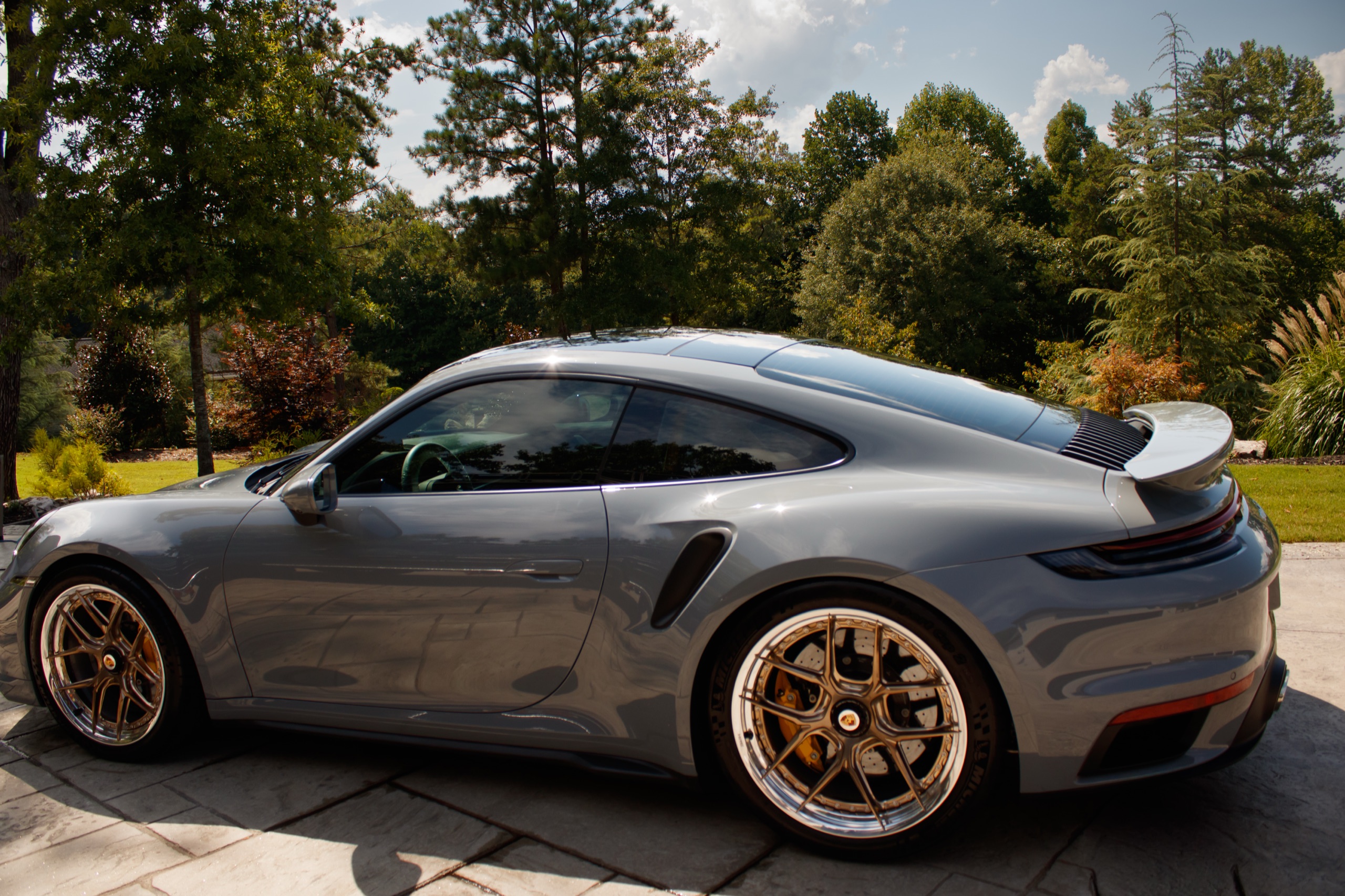 Gloss and reflection